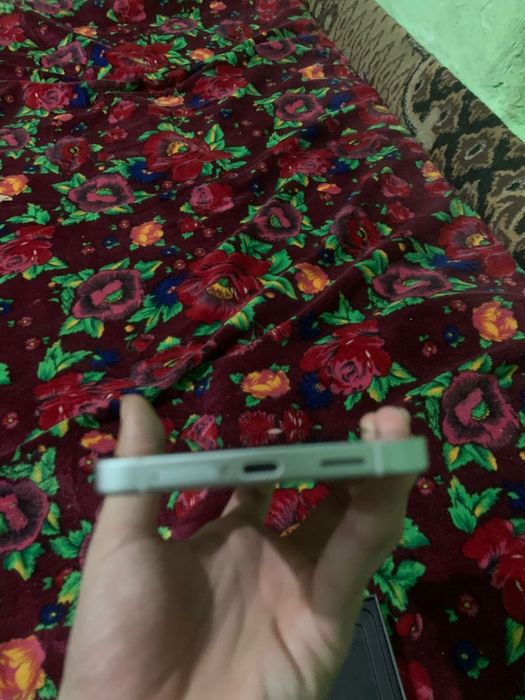 Самсунг s25FE 8/128