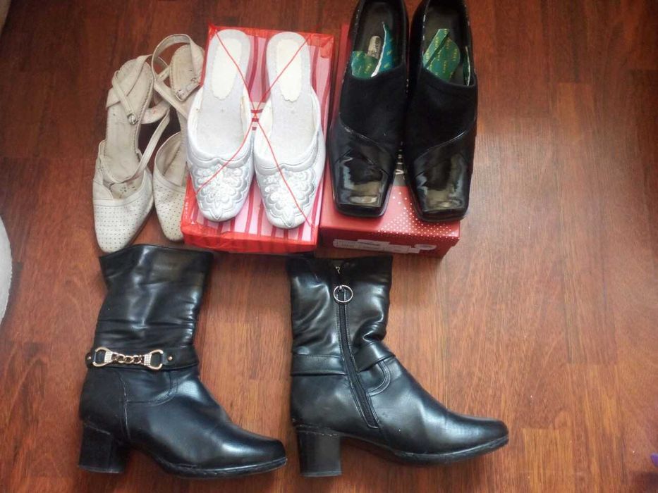 Продается женская обувь