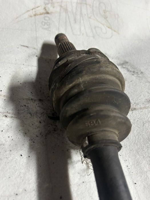 Привод ,гранаты От Toyota mark2