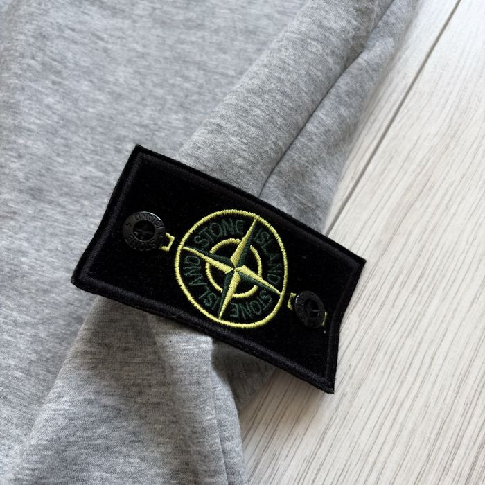 Къси панталони на Stone Island - M