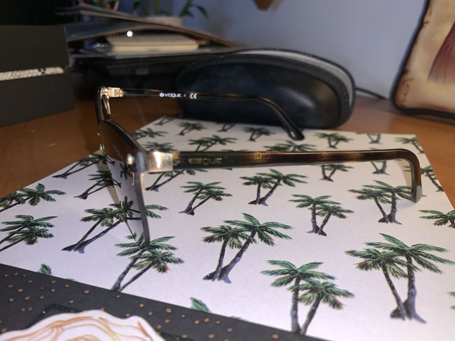 Слънчеви очила Vogue