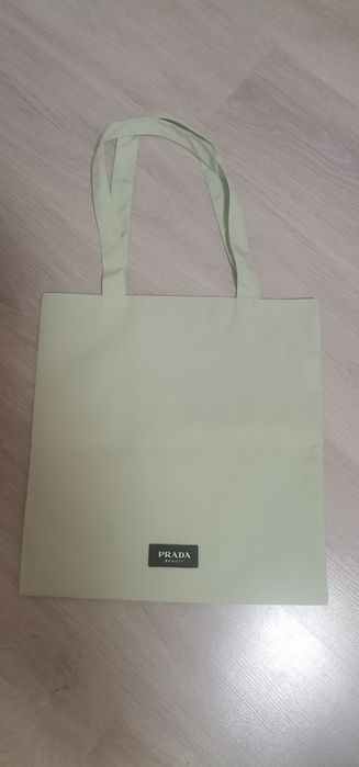 Prada торба чанта