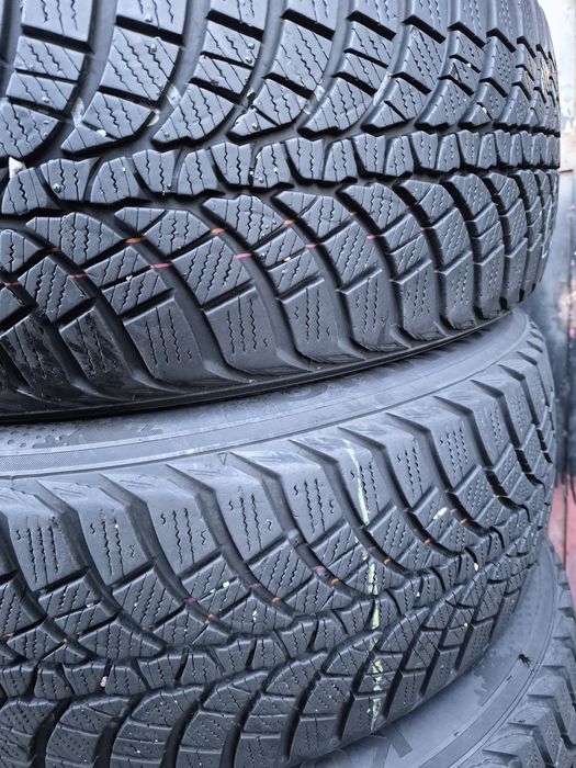 4бр. 215 55 17 Kumho зимни.