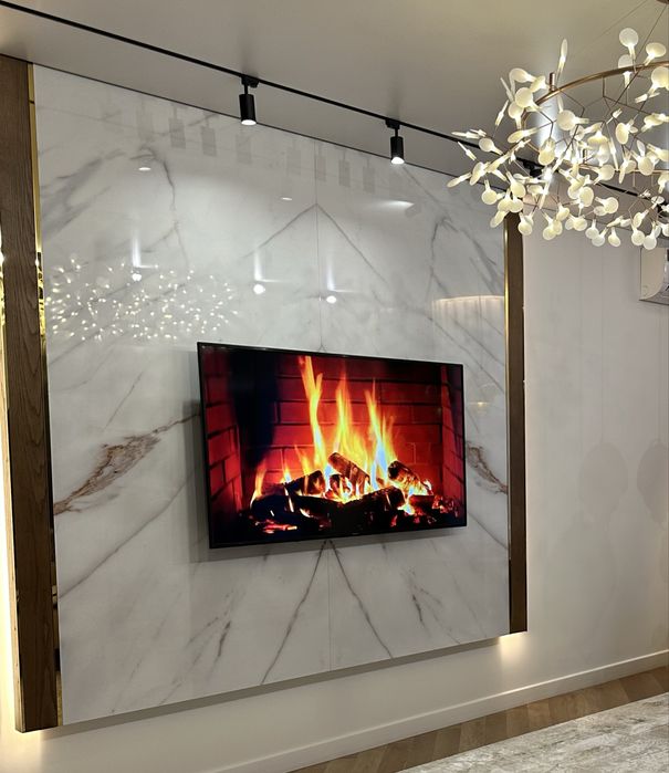 Продается телевизор Samsung Smart TV 65" почти новый