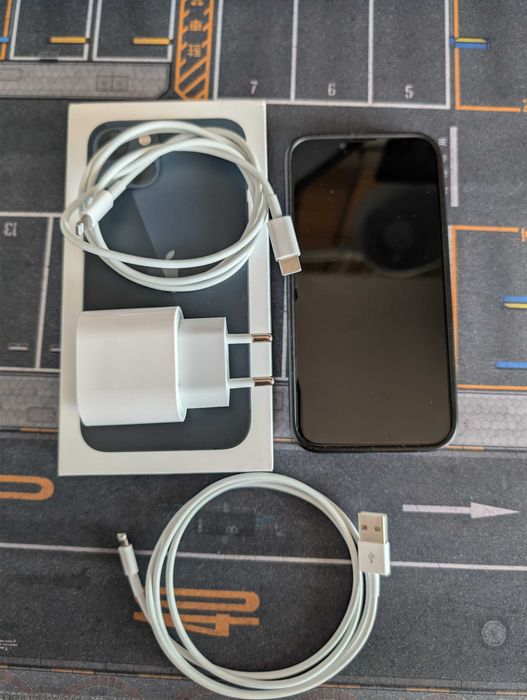 iPhone 13 128GB Midnight neverlocked
