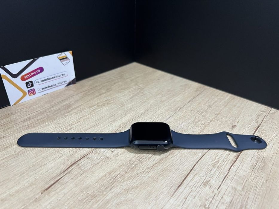 Apple Watch SE3 40mm Midnight Aluminium Case Midnight Sport Band Secon