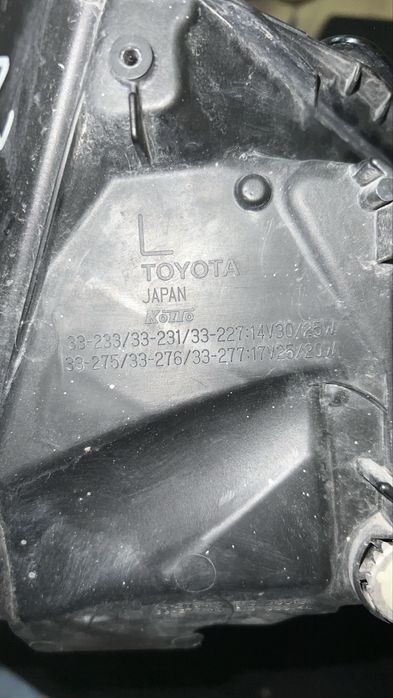 Камри 70 фара koito ориг