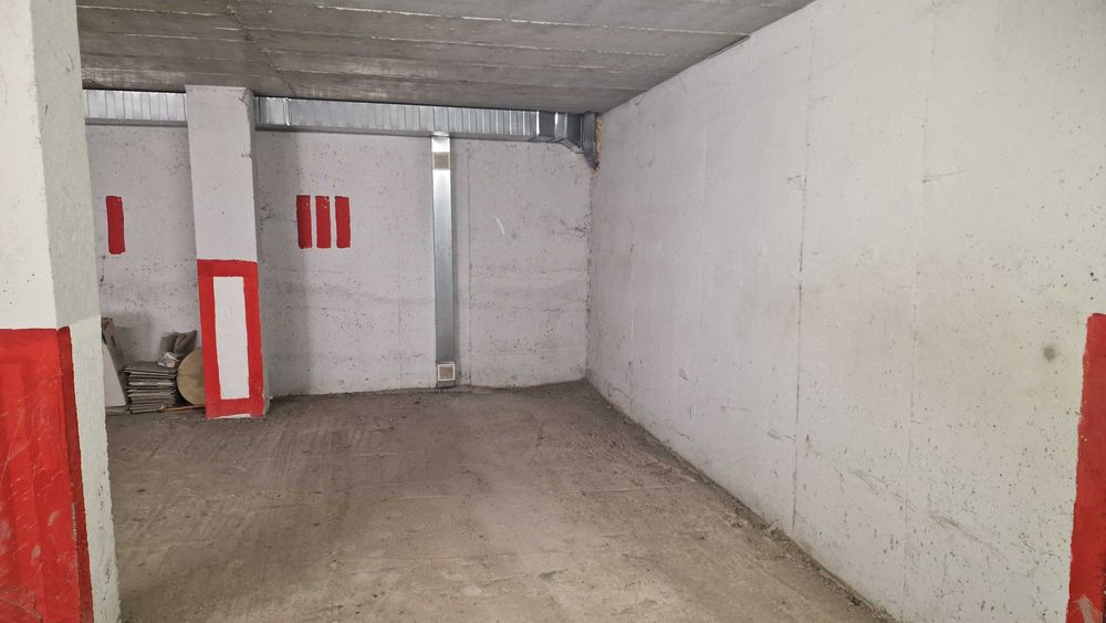 Дава се под наем Двустаен апартамент в Русе, Център - 70 кв.м за 357 € - Снимка #9