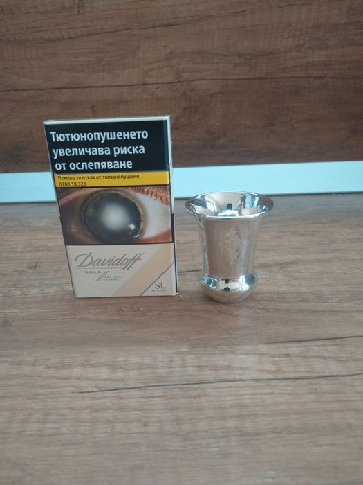 Продавам антикварна сребърна чаша с износен ефект Дания 1923 г Уникат