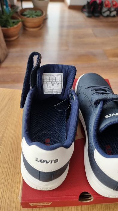 Adidasi copii Levi's