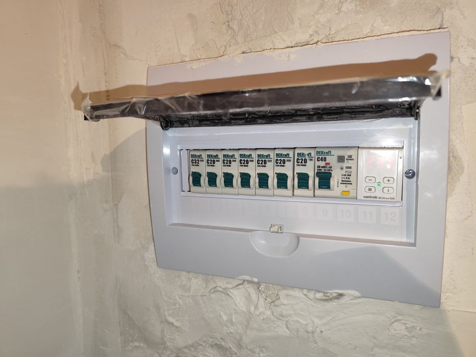 Электрик, электромонтаж