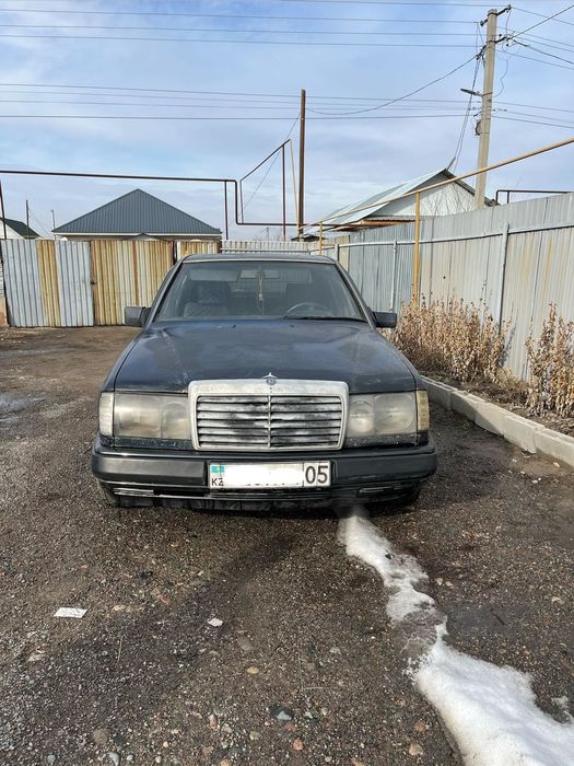 Мерседес бенз 124