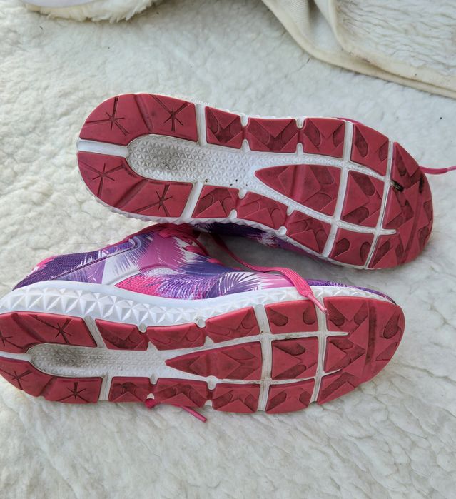 Emporio Armani оригинални дамски сникърси 37 1/3