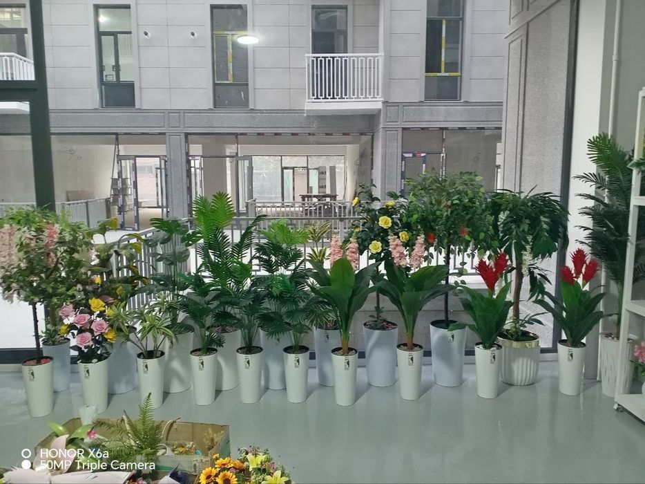 Суний декор дарахтлар ва гуллар, дона ва оптом нархларда.