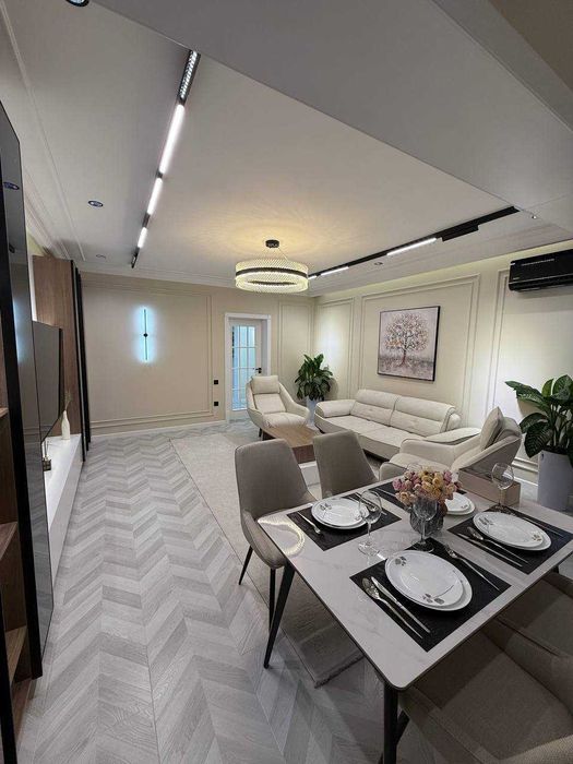 Продаётся стильная 3 комн квартира!Дизайнерский ремонт в центре города