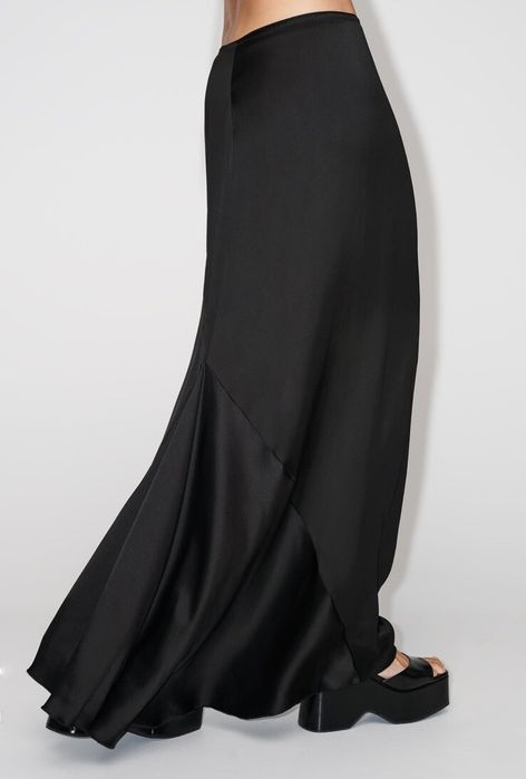 Fusta maxi satinată Zara limited edition