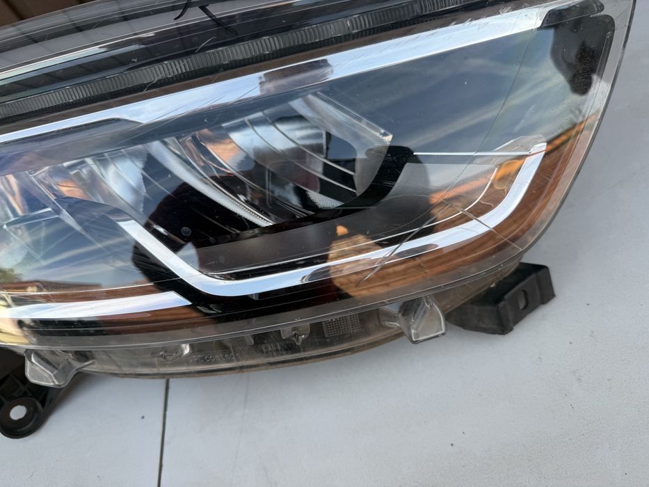 Far dreapta full led Renault Captur
