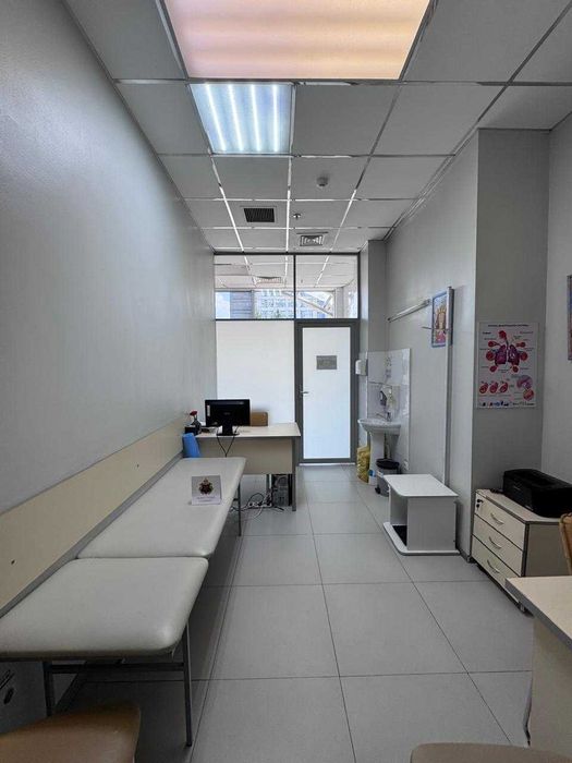 Свободное назначение,· 570 м²