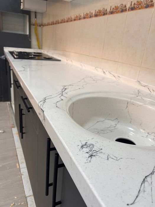 Quyma kvarts tosh zakaz asosida