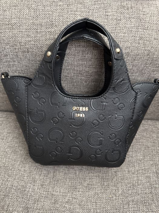 Geanta de umar guess