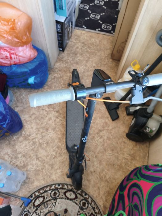 Электросамокат nainbot