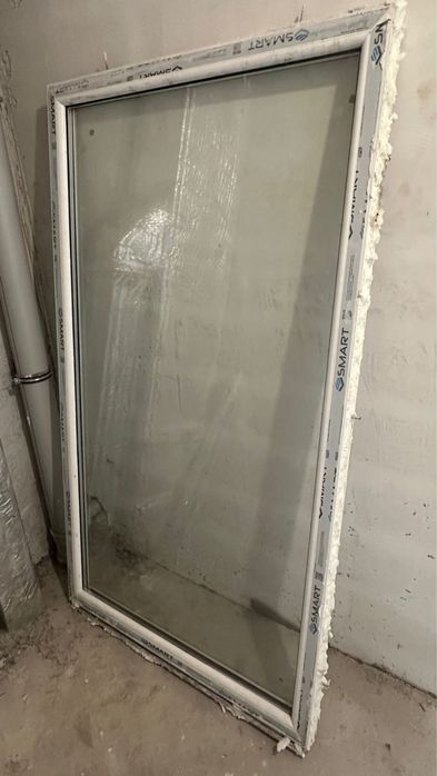 Балконный блок (дверь-окно)