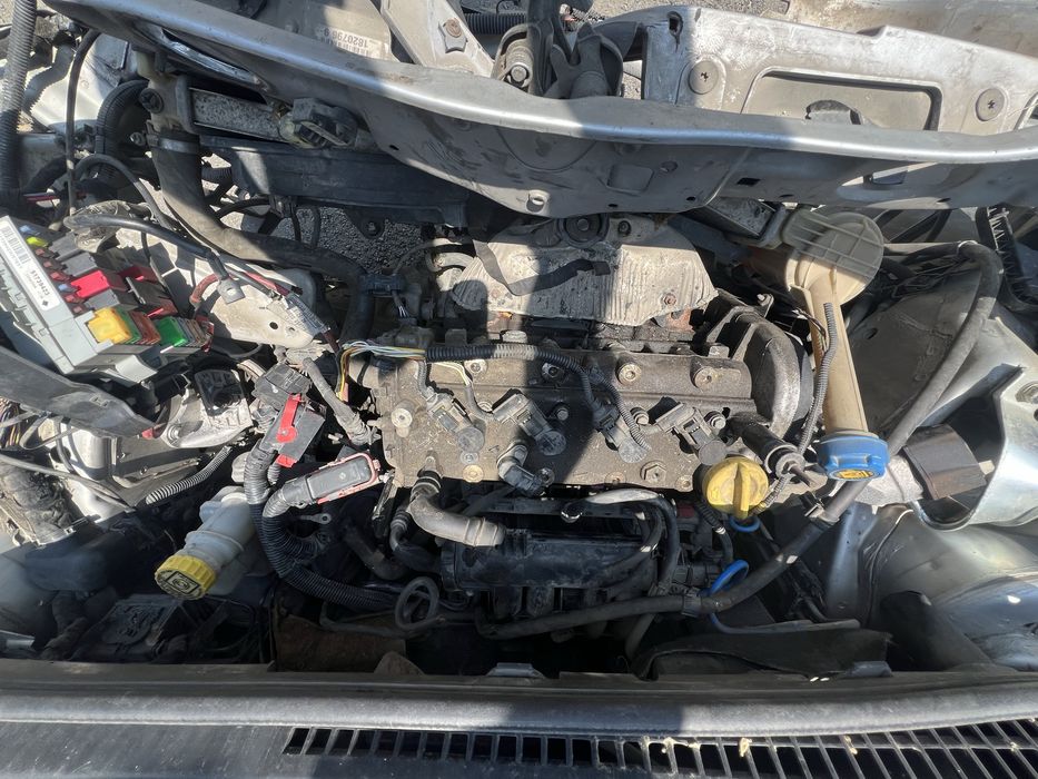 Fiat Idea ( 1.4 16V 2006г. ) на части