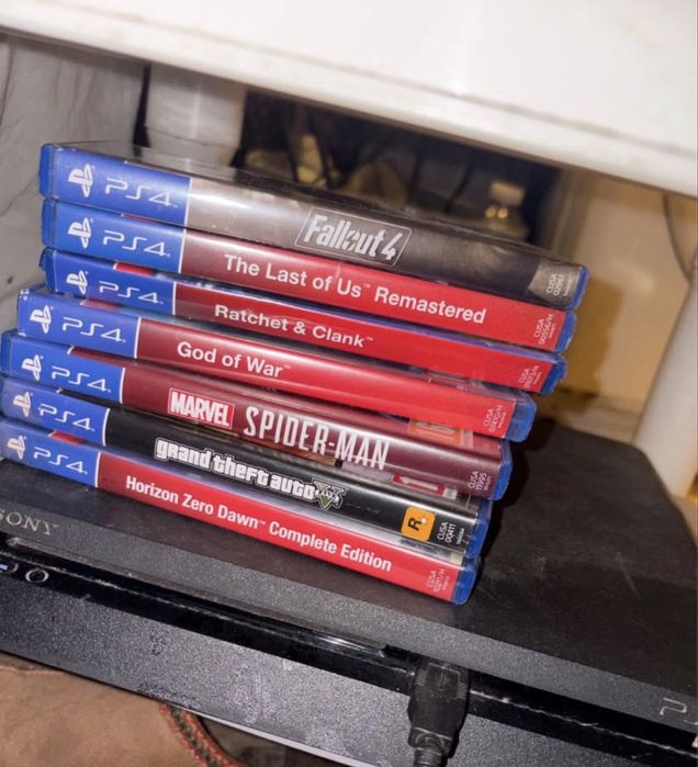 Vand sau schimb ps4