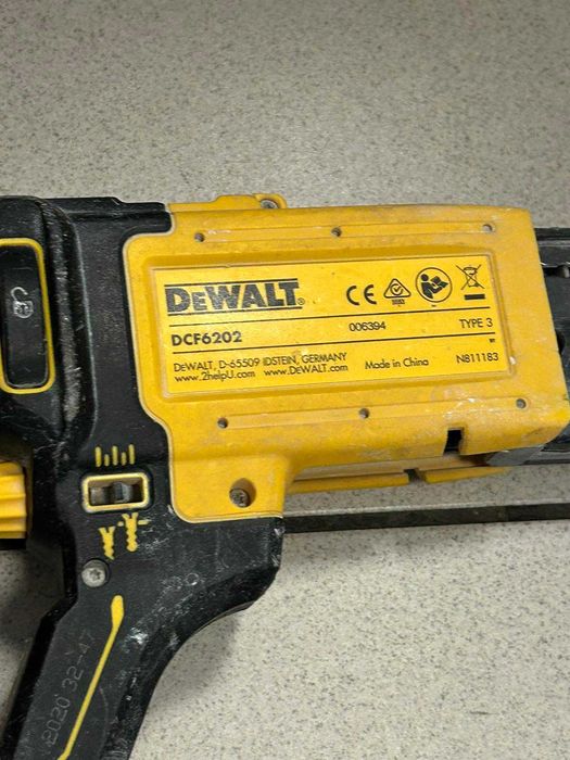 Винтоверт за гипскартон Dewalt