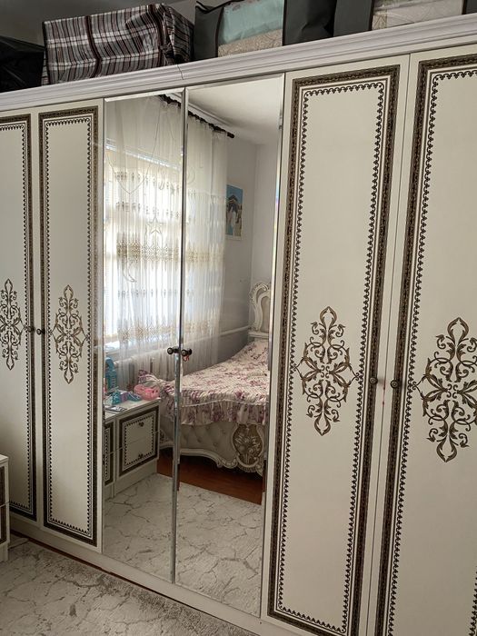 Спальный гарнитур