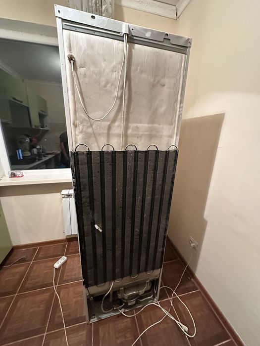 Холодильник Indesit