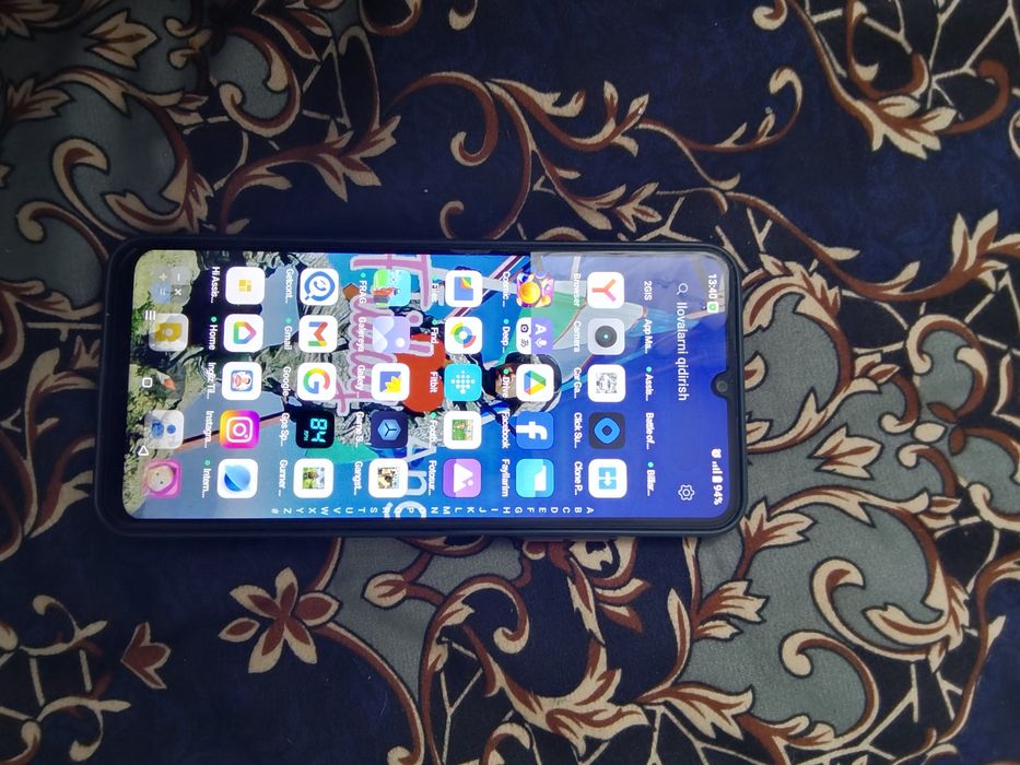 Telefon realmi bot 50