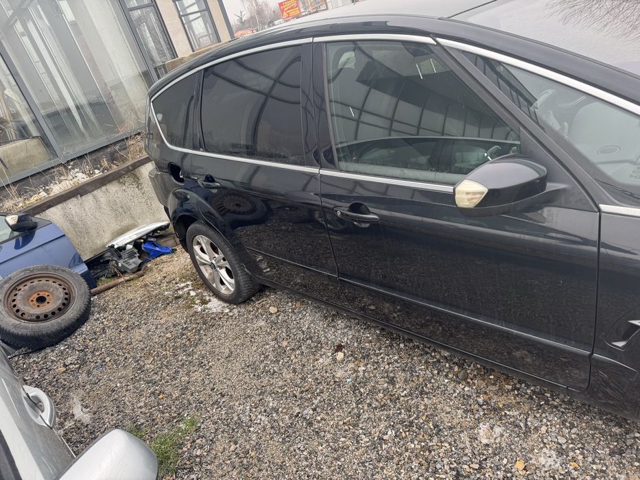 Врати Ford s-max