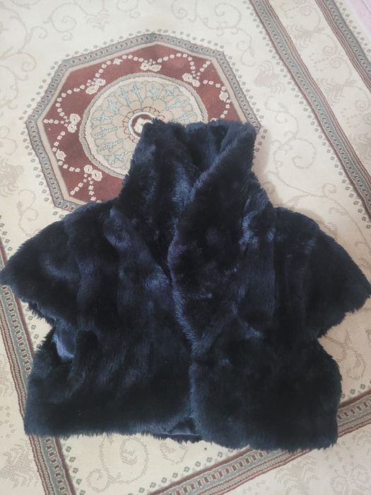 Vestă din imitatie blană