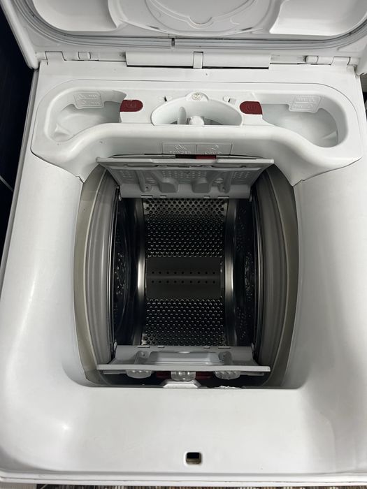 Masina de spalat rufe AEG defecta