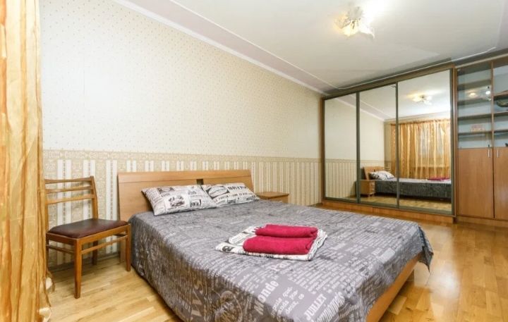 2 часа 2000, Сарыарка 11-Кенесары по часам