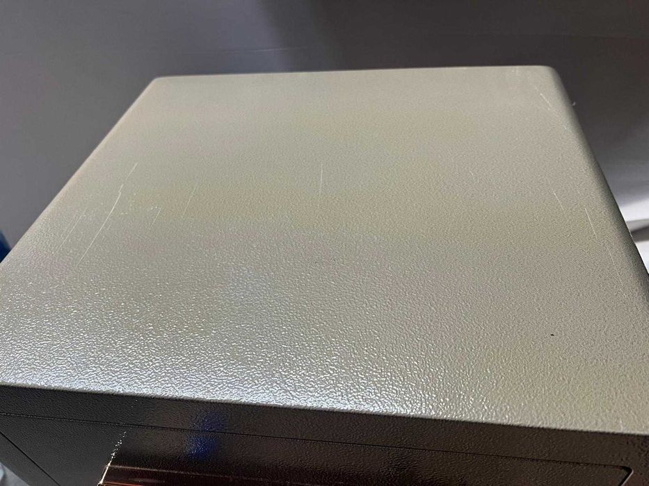 Seif cu doua chei 39 x 40 x 34 cm