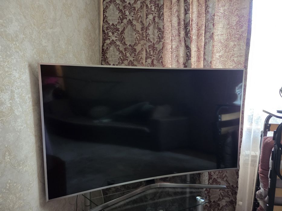 Телевизор samsung