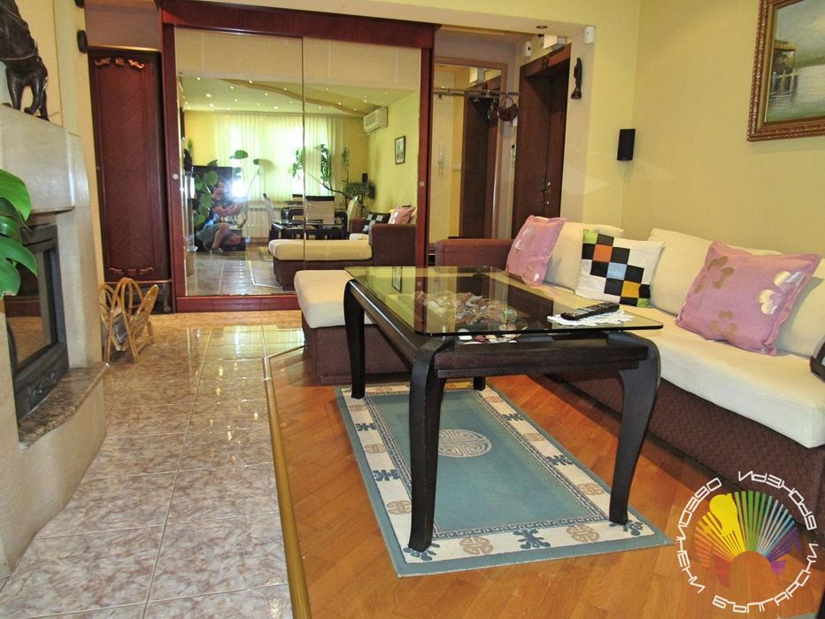 Дава се под наем Двустаен апартамент в Бургас, Лазур - 80 кв.м за 510 € - Снимка #3