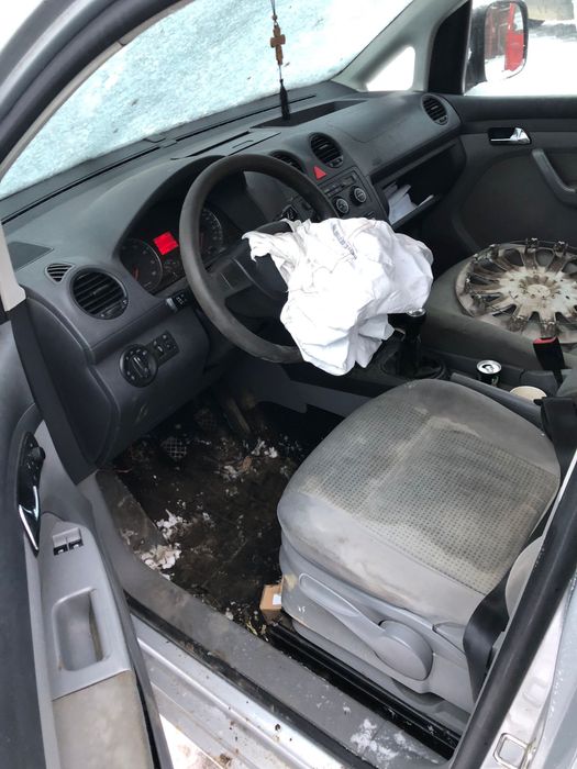 Piese Dezmembrari Volkswagen Caddy Life 2009, 1.6i BSE, CV/LBR(5)