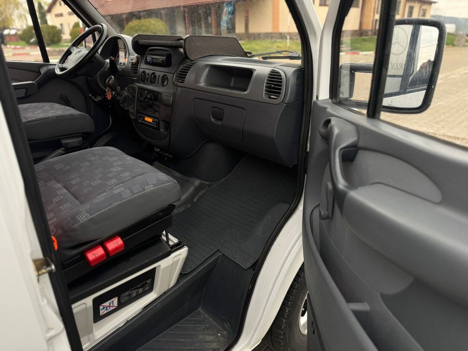 Auto platforma Mercedes Sprinter
