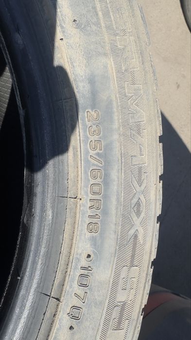 Dunlop 235/60/18