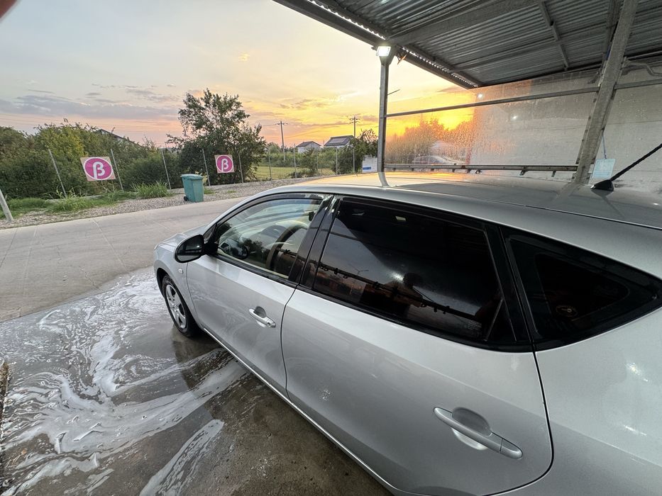 Hyundai i30 benzina 1.4 + GPL