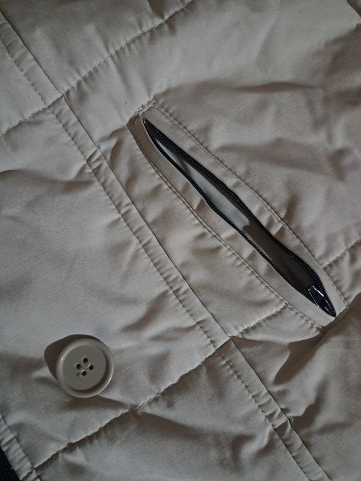 Женский пуховик.