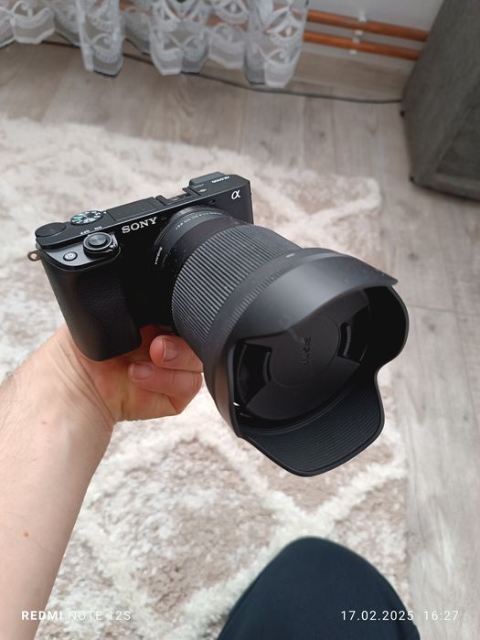 Sony a6100 mirroless 4k