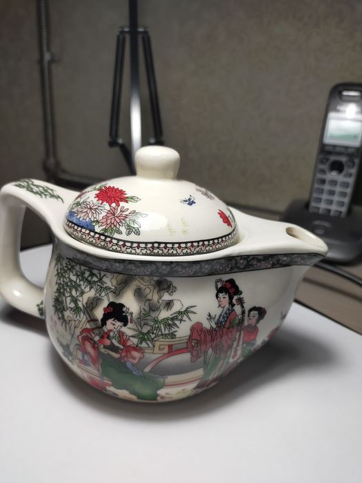 Продам заварочный чайник