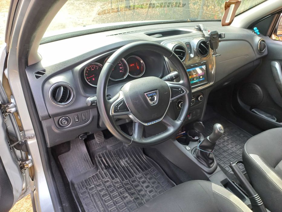 Sandero Stepway 2020 .  8000€ Pitesti