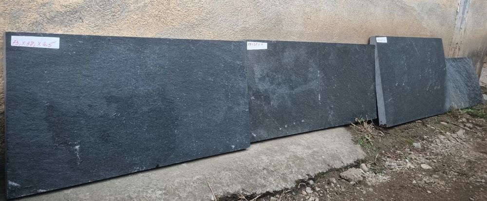 Piatra vulcanică pentru gătit/ gratar