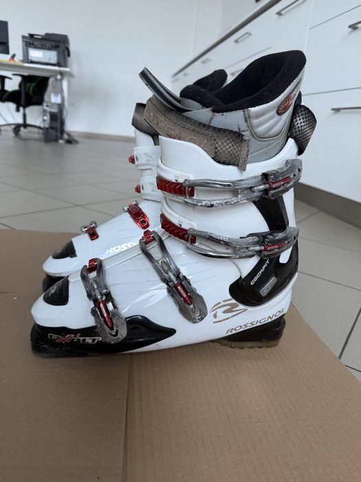 Ски обувки Rossinol
