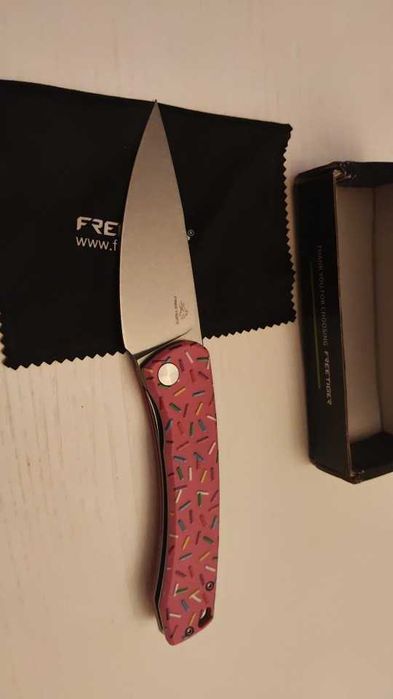 Нови ножове със стомана D2 - два модела